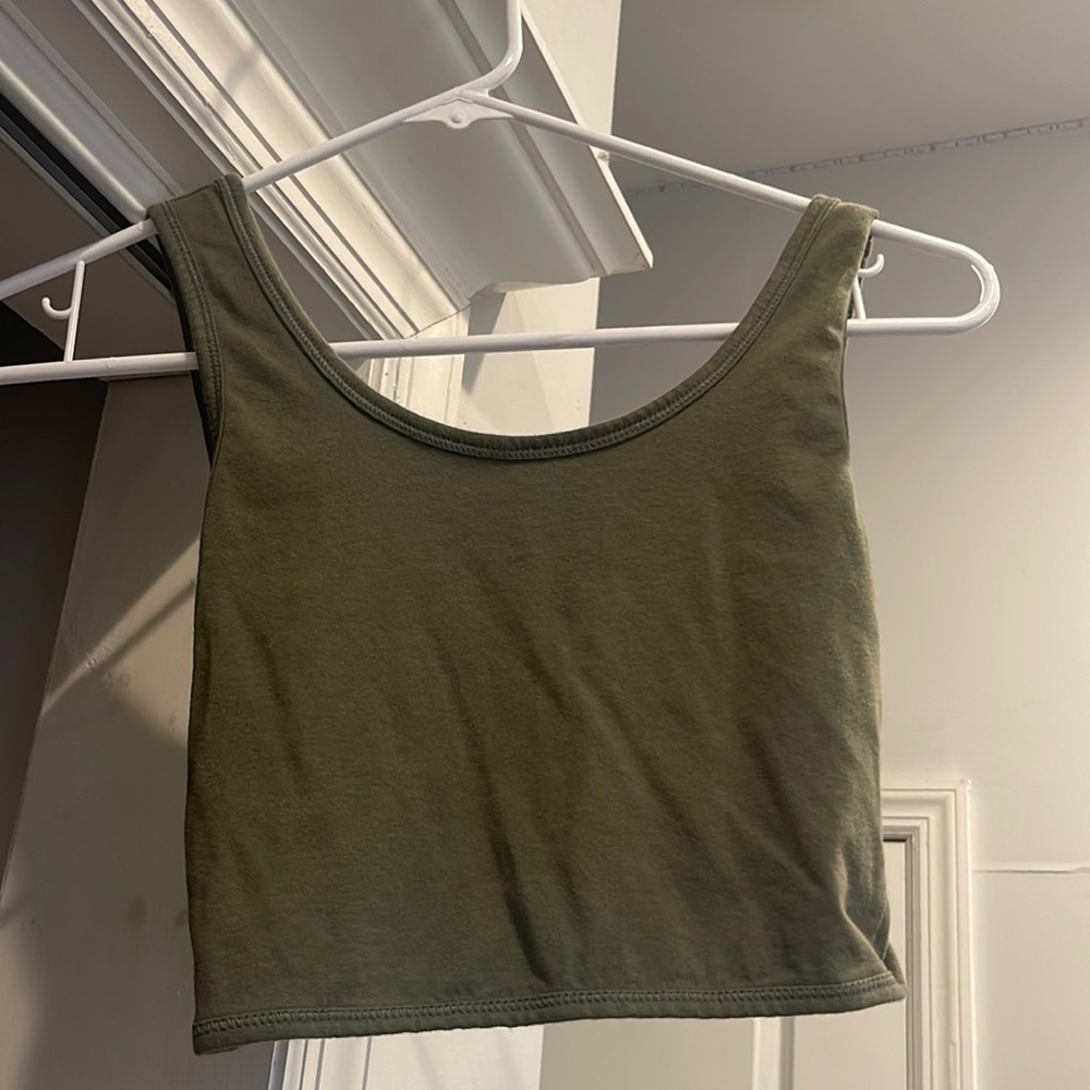 american eagle tank with twisted back